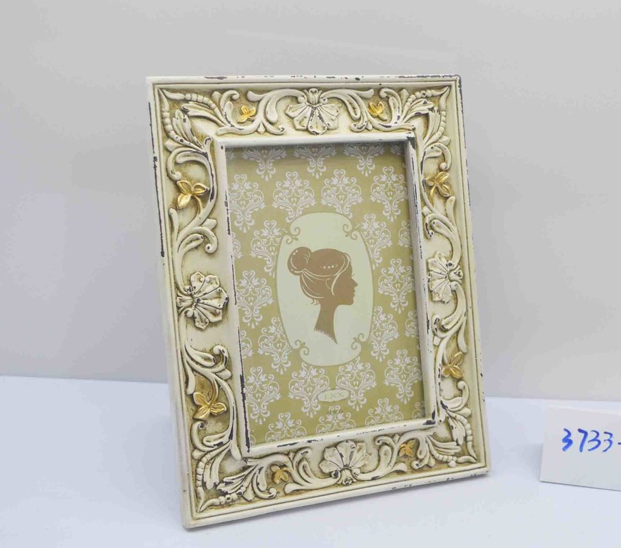 Resin Photo Frames antique old champagne gold polyresin photo frame classic baroque crown pattern adorned four corner fine workmanship